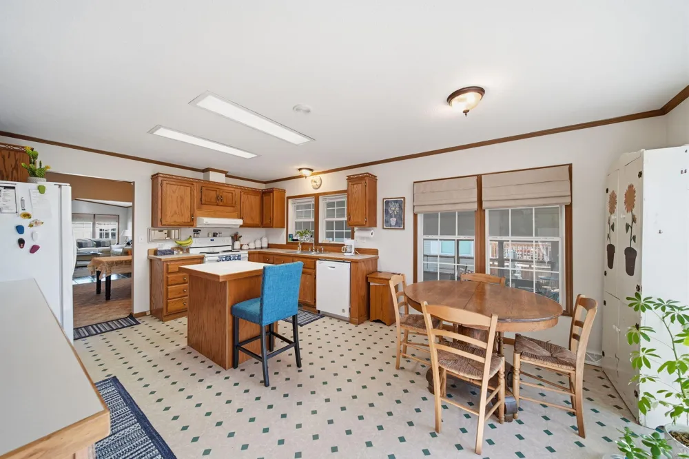 448 Raisin River Drive Adrian City, MI 49221