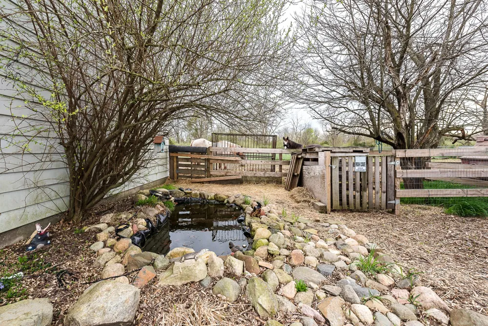 8415 Huron River Drive Webster Township, MI 48130