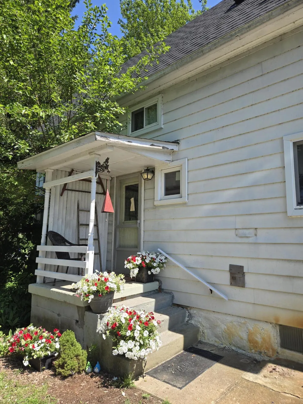 8415 Huron River Drive Webster Township, MI 48130