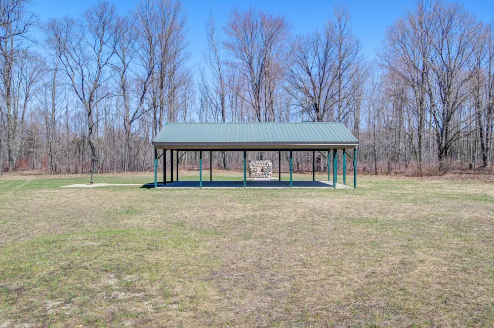 171 NE Kleehammer Club Drive Excelsior Township, MI 49646