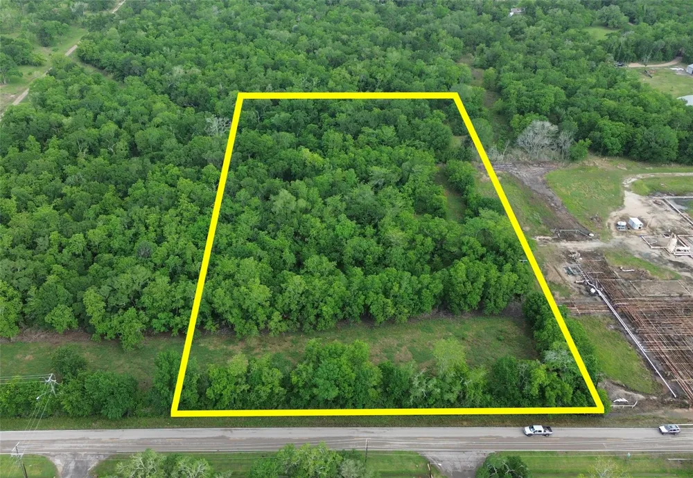 2 County Road 332 Sweeny, TX 77480