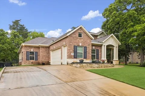 514 Pinehurst Drive