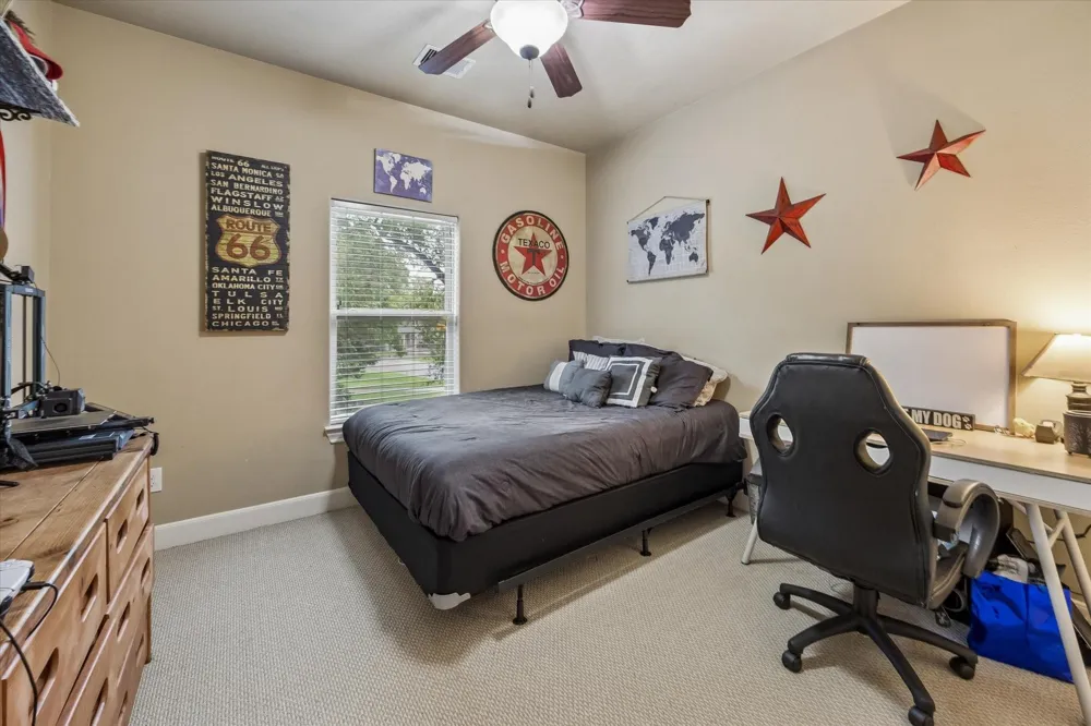 514 Pinehurst Drive New Ulm, TX 78950