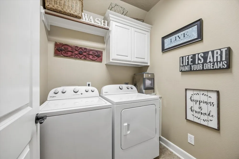 514 Pinehurst Drive New Ulm, TX 78950