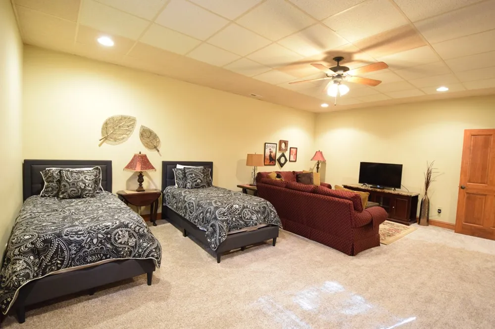 Sawgrass Drive Unit 4 Whittier, NC 28789