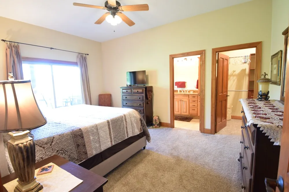 Sawgrass Drive Unit 4 Whittier, NC 28789