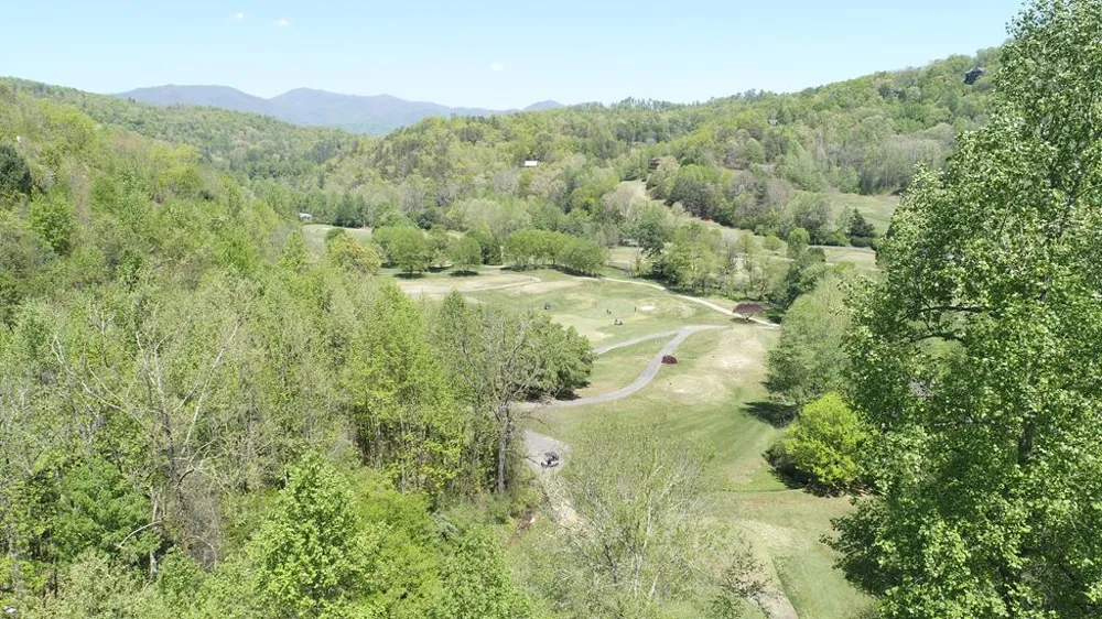 Sawgrass Drive Unit 4 Whittier, NC 28789