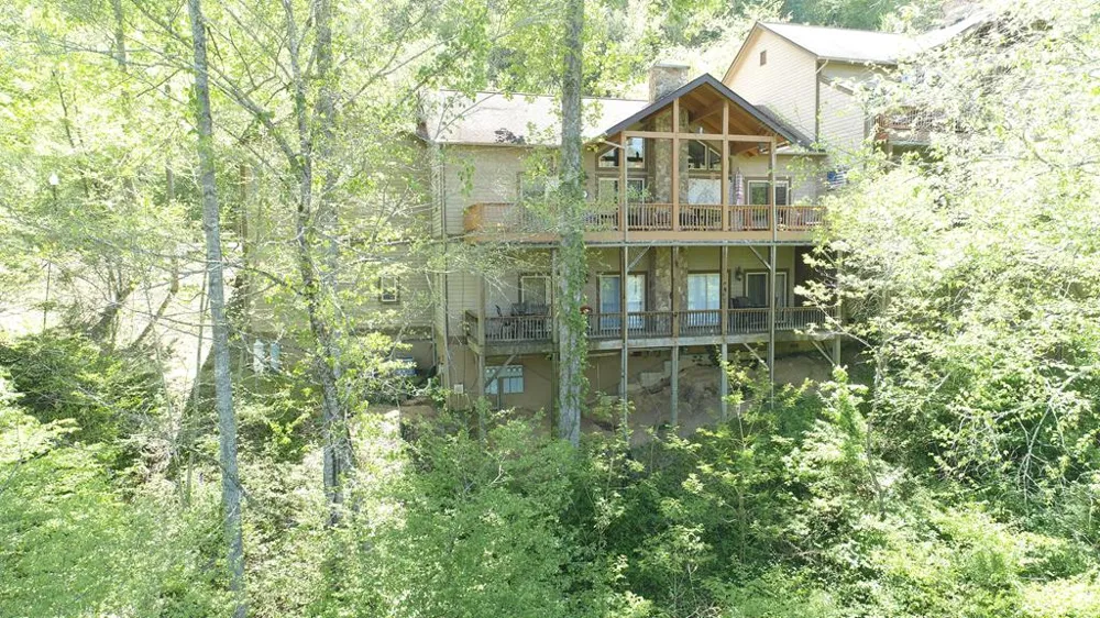 Sawgrass Drive Unit 4 Whittier, NC 28789