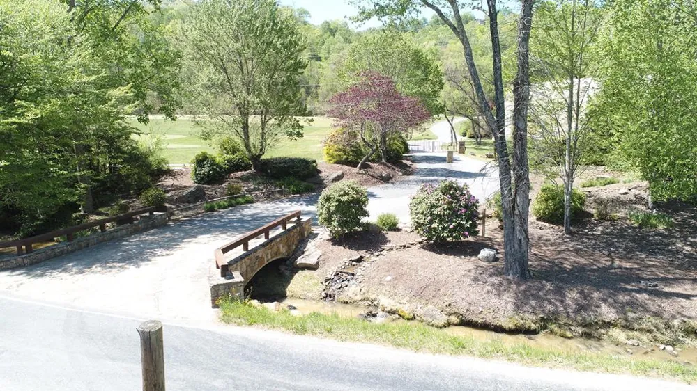 Sawgrass Drive Unit 4 Whittier, NC 28789