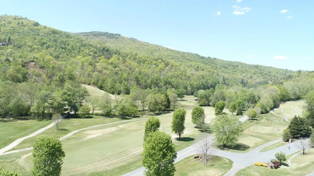 Sawgrass Drive Unit 4 Whittier, NC 28789