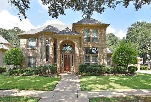 3315 Meadowside Drive