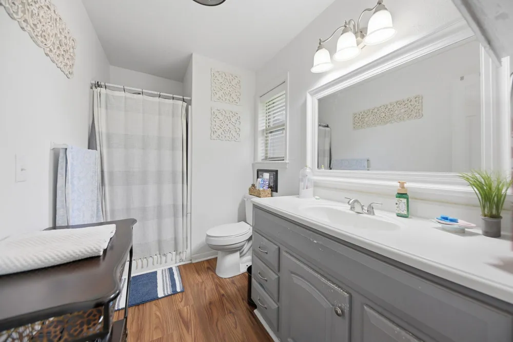 908 Pine Drive Caldwell, TX 77836