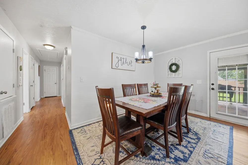908 Pine Drive Caldwell, TX 77836