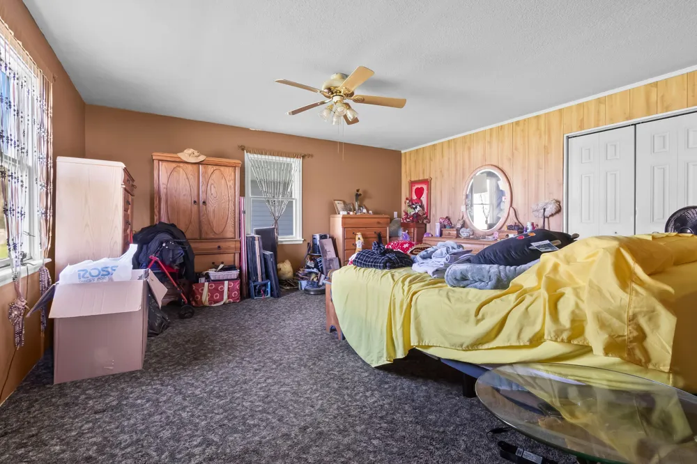 320 Jonesville Road Jonesville, MI 49250