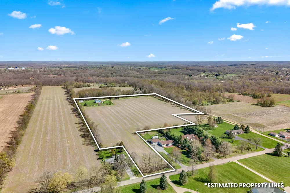 320 Jonesville Road Jonesville, MI 49250