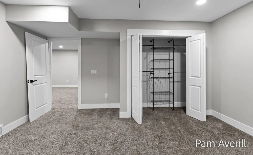 2336 Macarthur Road Muskegon, MI 49442