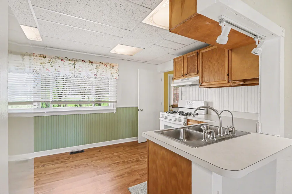 64420 Constantine Road Constantine, MI 49042