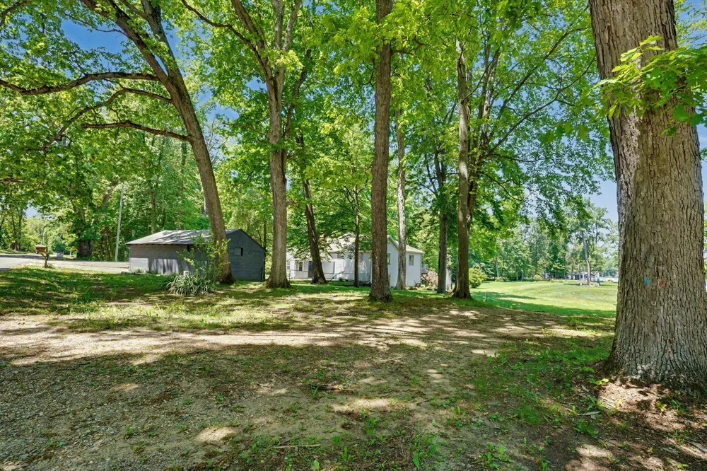 64420 Constantine Road Constantine, MI 49042