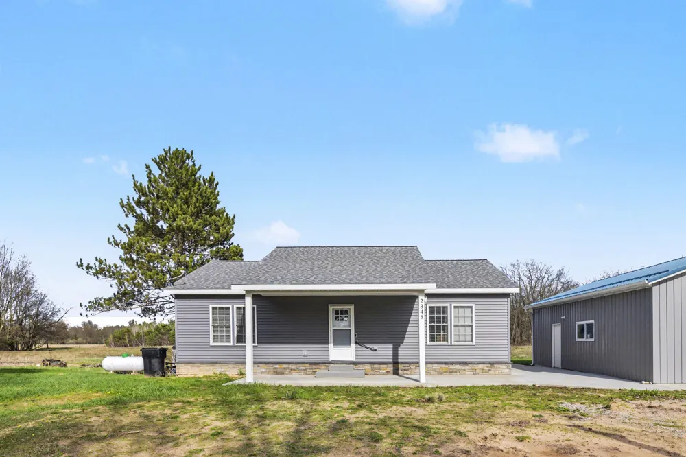 2346 W Madison Road Hart, MI 49420