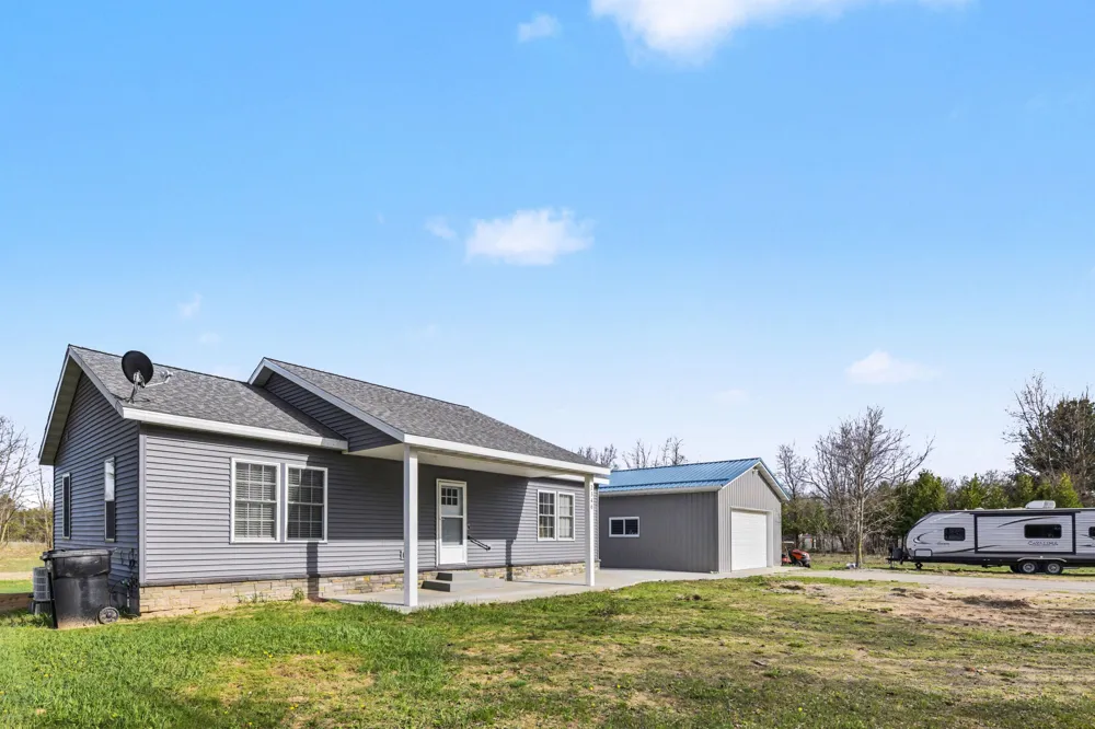 2346 W Madison Road Hart, MI 49420