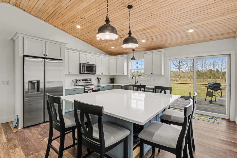 2346 W Madison Road Hart, MI 49420