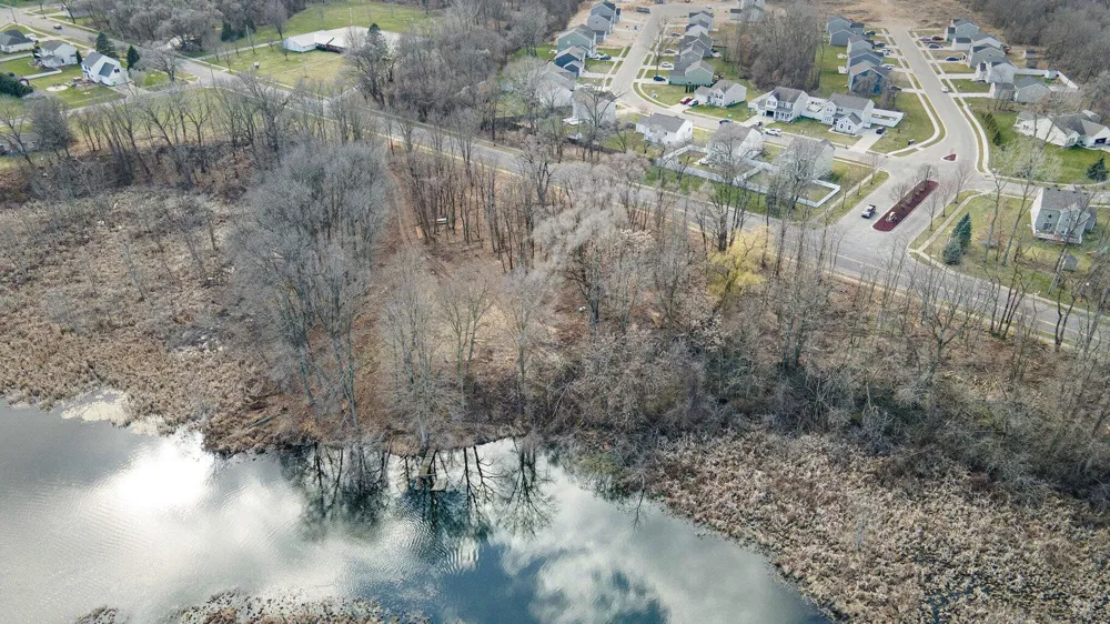 49 Azaleamum Drive Three Rivers, MI 49093