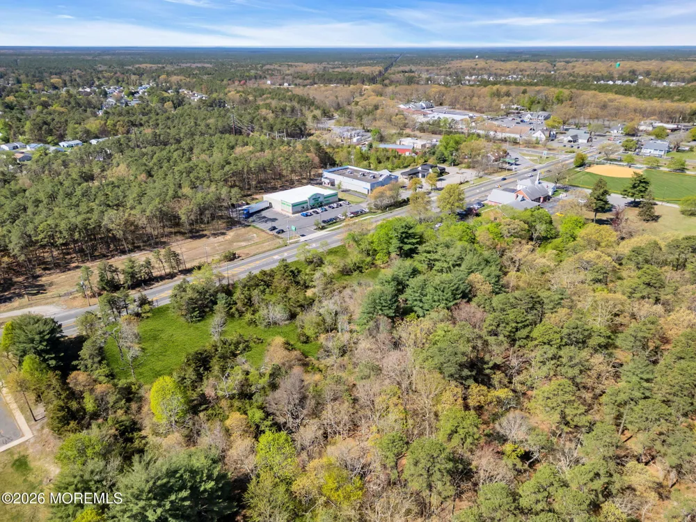 91 Lacey Road Whiting, NJ 08759