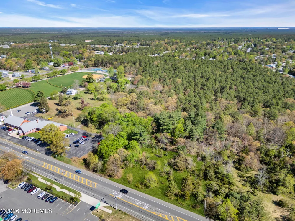 91 Lacey Road Whiting, NJ 08759