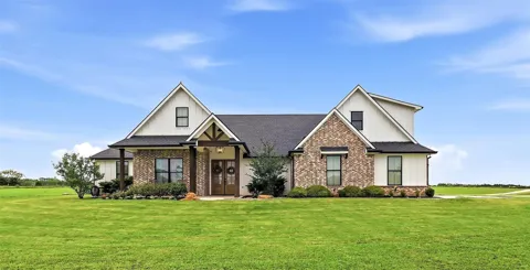 10547 Acacia Lane