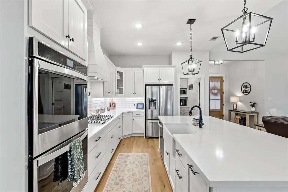 10547 Acacia Lane Hearne, TX 77859