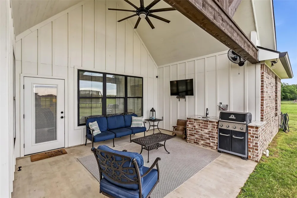 10547 Acacia Lane Hearne, TX 77859