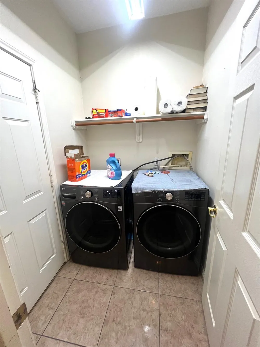 714 Fowlkes Street Sealy, TX 77474