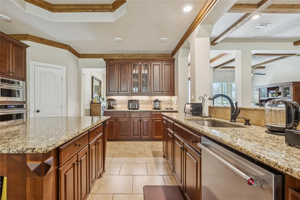 118 Roosevelt Street Shepherd, TX 77371