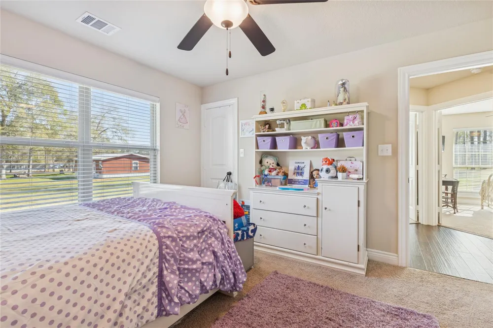118 Roosevelt Street Shepherd, TX 77371