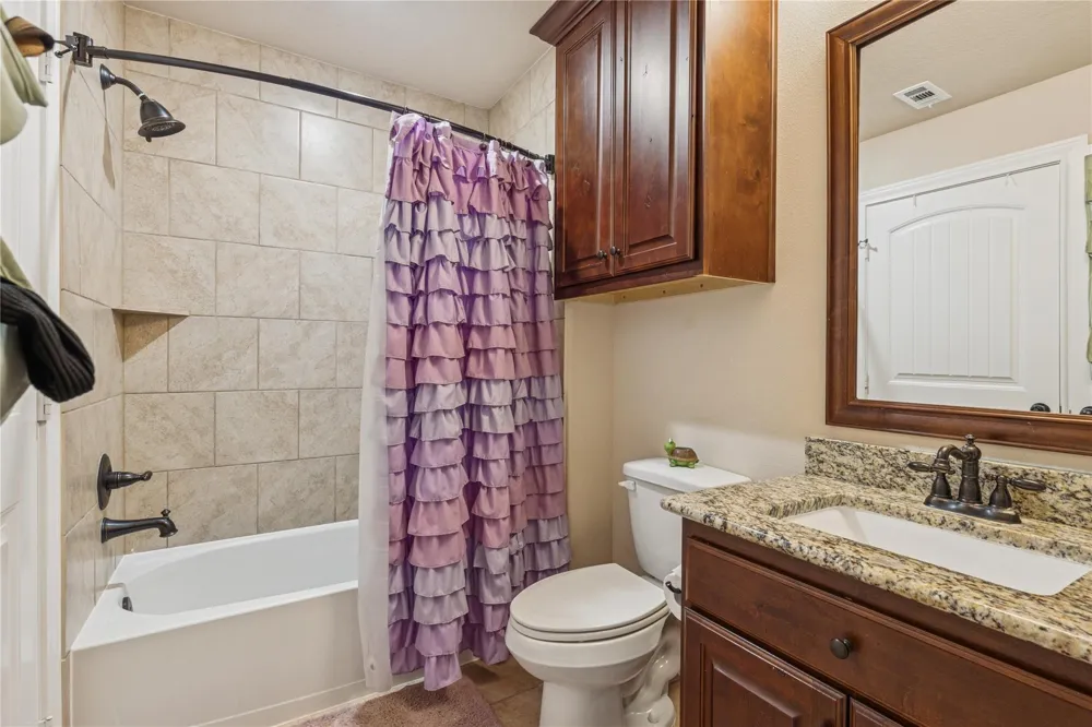 118 Roosevelt Street Shepherd, TX 77371