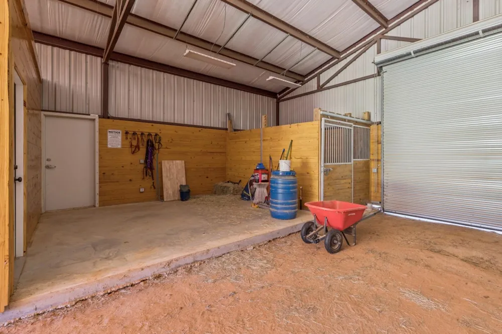 118 Roosevelt Street Shepherd, TX 77371