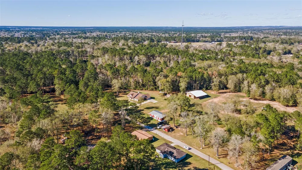 118 Roosevelt Street Shepherd, TX 77371