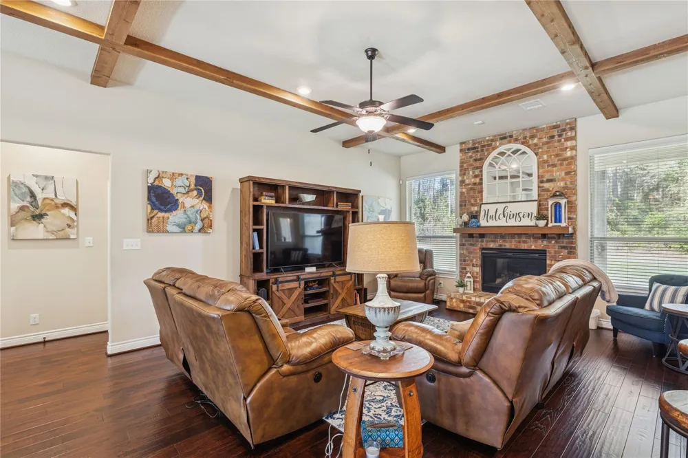 118 Roosevelt Street Shepherd, TX 77371
