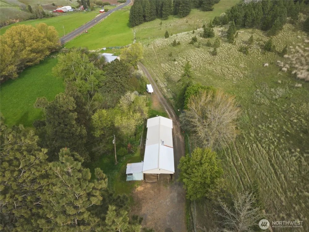 938 Patit Road Dayton, WA 99328