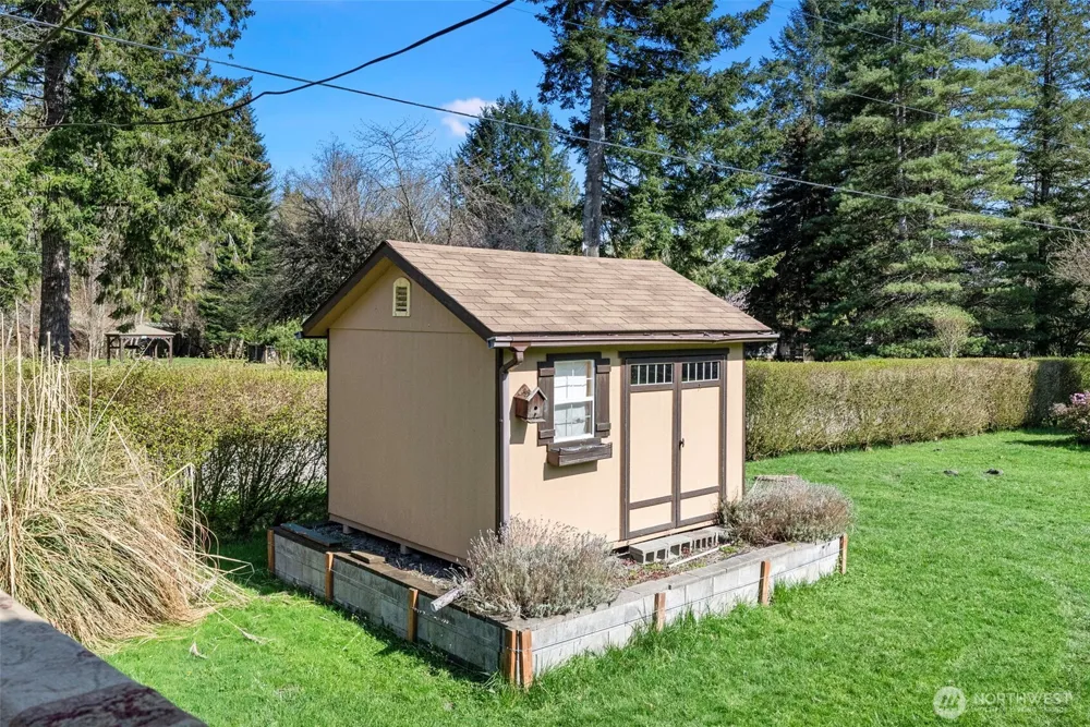 210 Kelly Road Brinnon, WA 98320