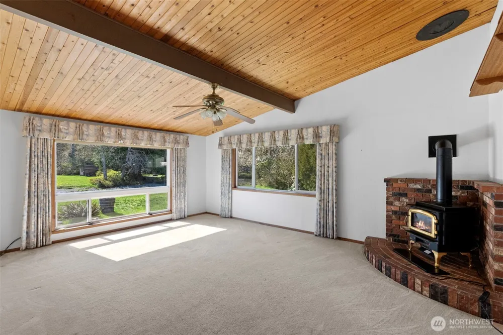 210 Kelly Road Brinnon, WA 98320