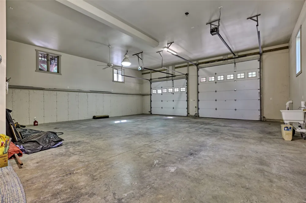 178 Whetstone Gap Road Lake Toxaway, NC 28747