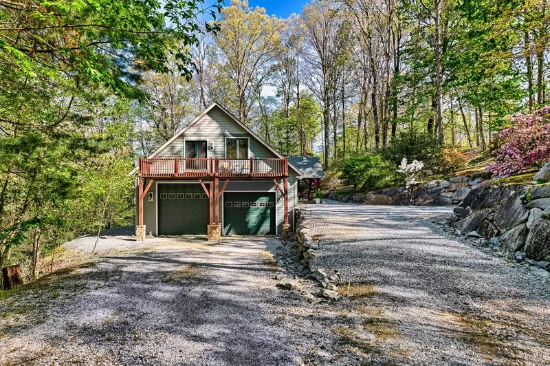 178 Whetstone Gap Road Lake Toxaway, NC 28747