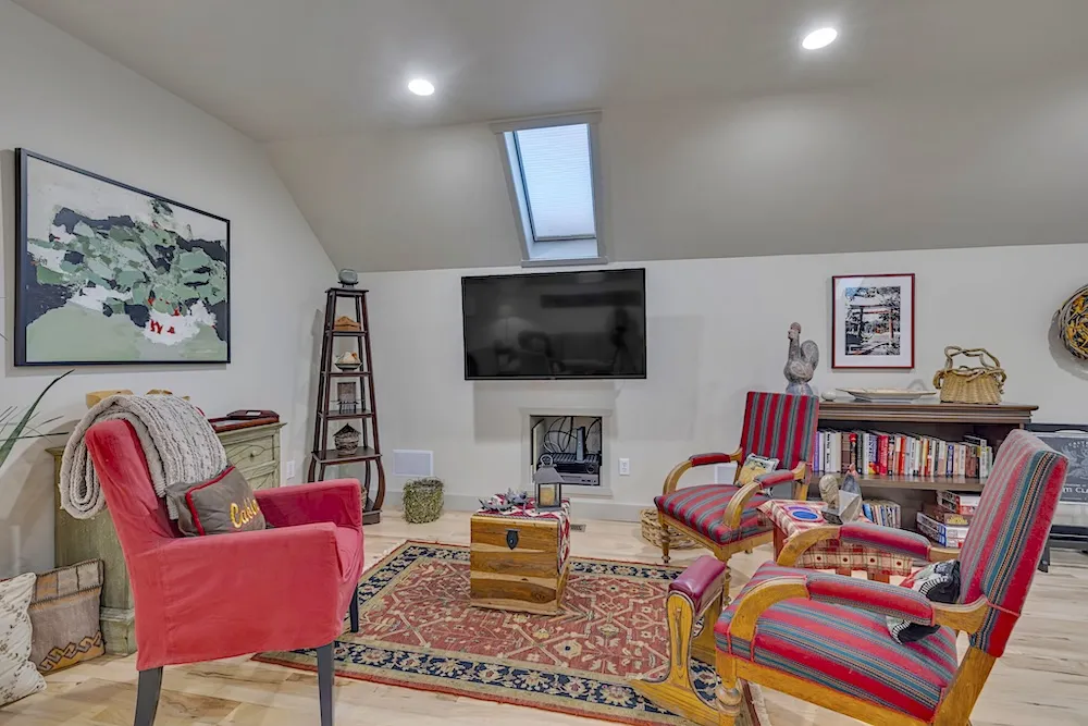 178 Whetstone Gap Road Lake Toxaway, NC 28747