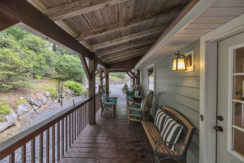 178 Whetstone Gap Road Lake Toxaway, NC 28747