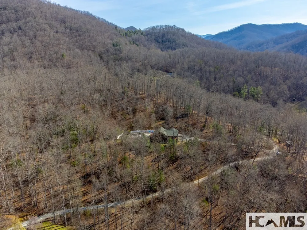 112 Hawks Nest Ridge Cullowhee, NC 28723