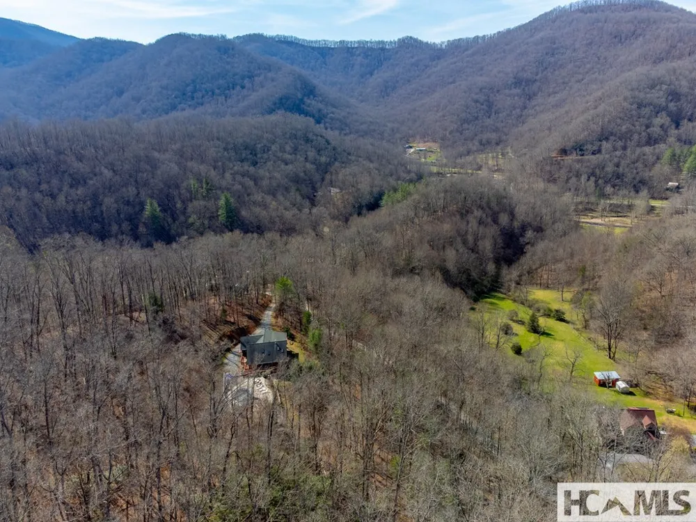 112 Hawks Nest Ridge Cullowhee, NC 28723