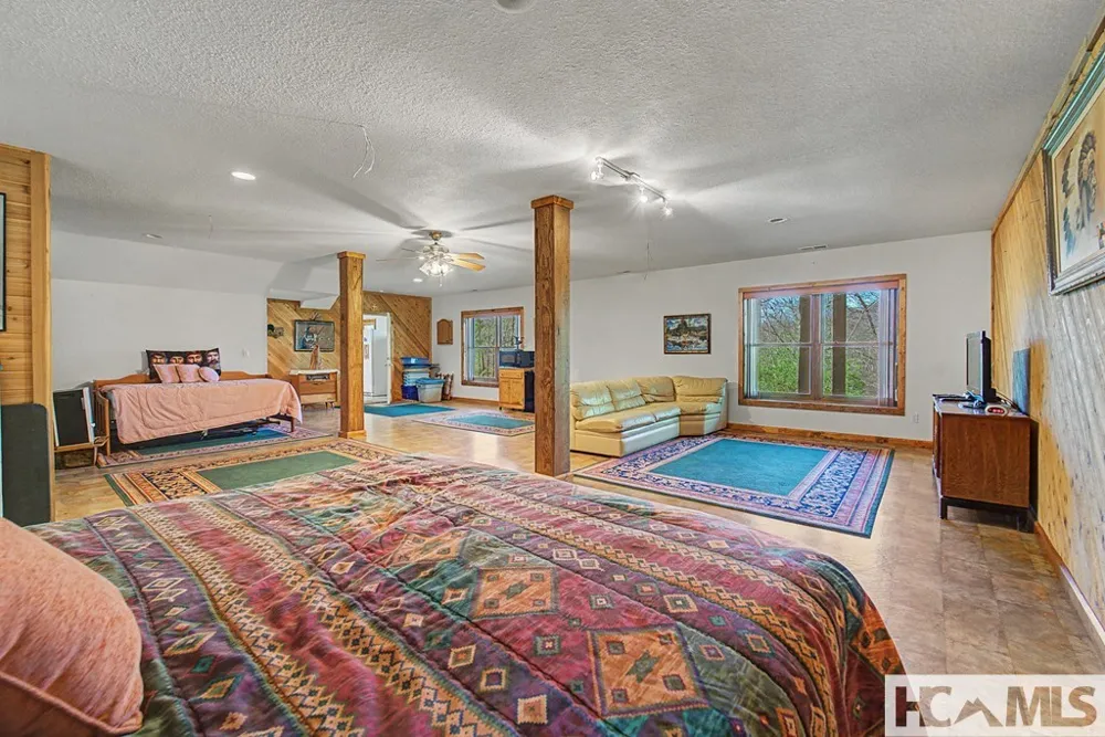 112 Hawks Nest Ridge Cullowhee, NC 28723