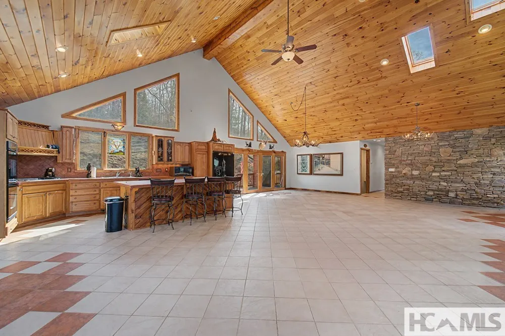 112 Hawks Nest Ridge Cullowhee, NC 28723