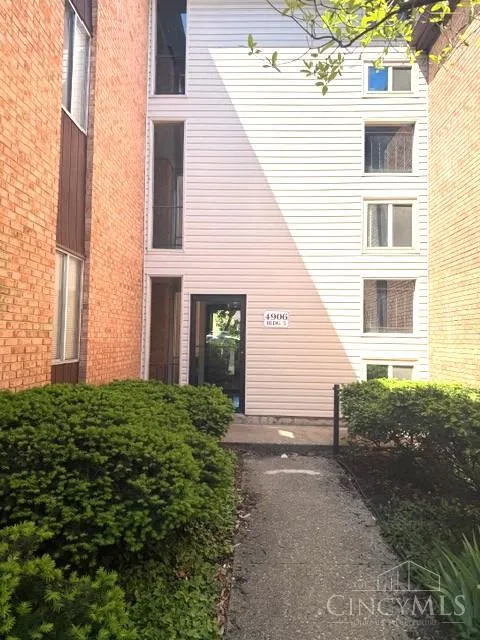 4906 Chalet Drive #4